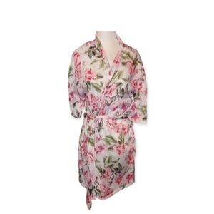 show me your mumu robe 0/S Floral garden of blooms White Pink Short Sleeve Knee